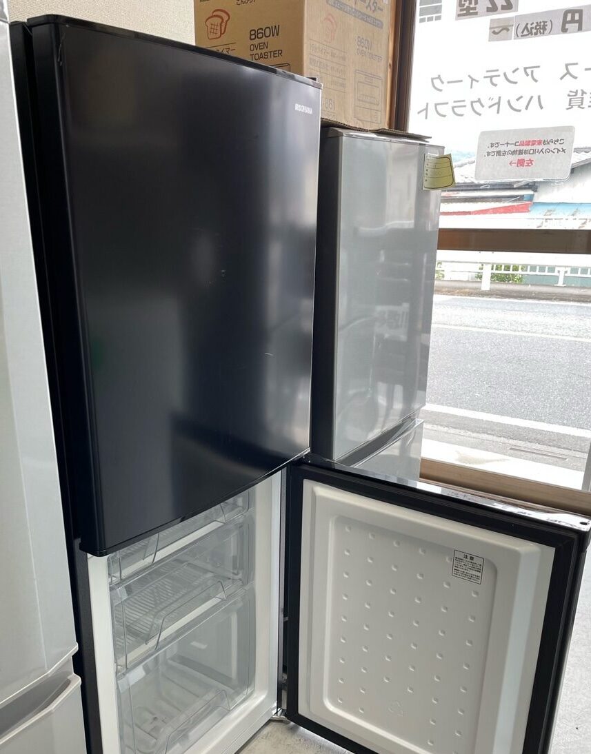 IRIS OHYAMA アイリスオーヤマ　冷凍冷蔵庫 142L　2020年製
