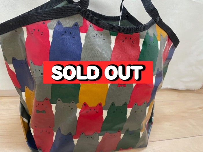【SOLD OUT】猫柄バッグ　ビニール　
