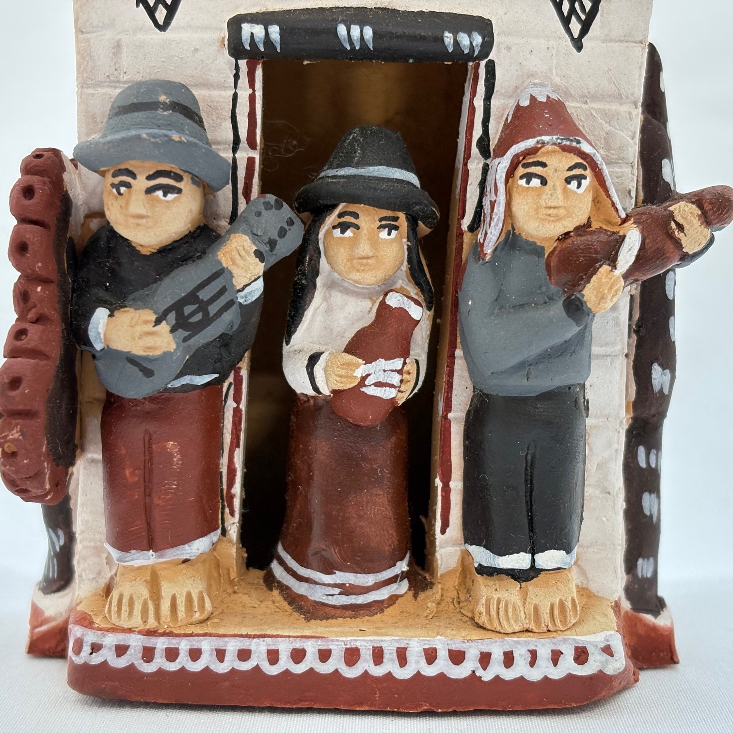 アヤクーチョ　素焼きの家